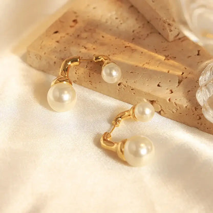 Women Copper Elegant Gold-Plated Pearl Stud Earring 