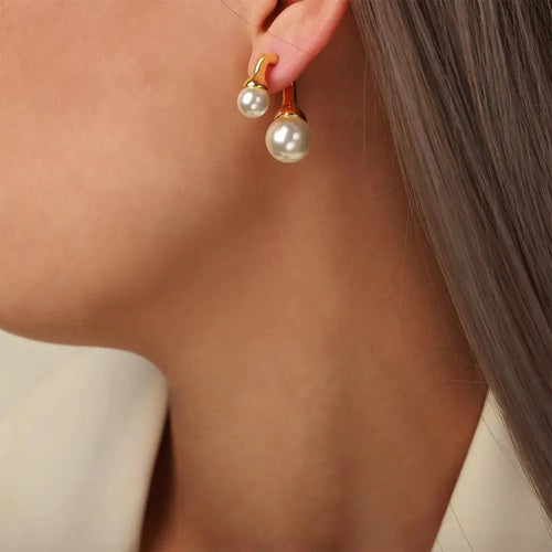 Women Copper Elegant Gold-Plated Pearl Stud Earring 